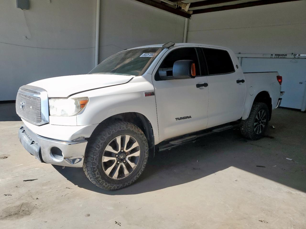 TOYOTA TUNDRA CREWMAX SR5