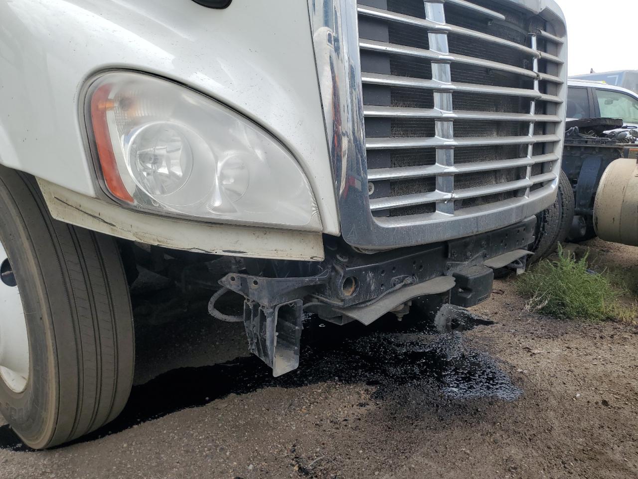 Lot #3245256574 2015 FREIGHTLINER CASCADIA