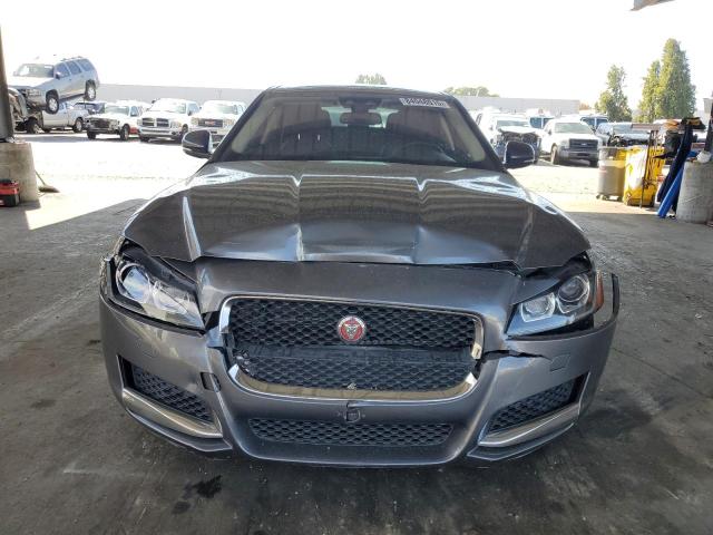 2017 JAGUAR XF PREMIUM SAJBD4BV6HCY40289