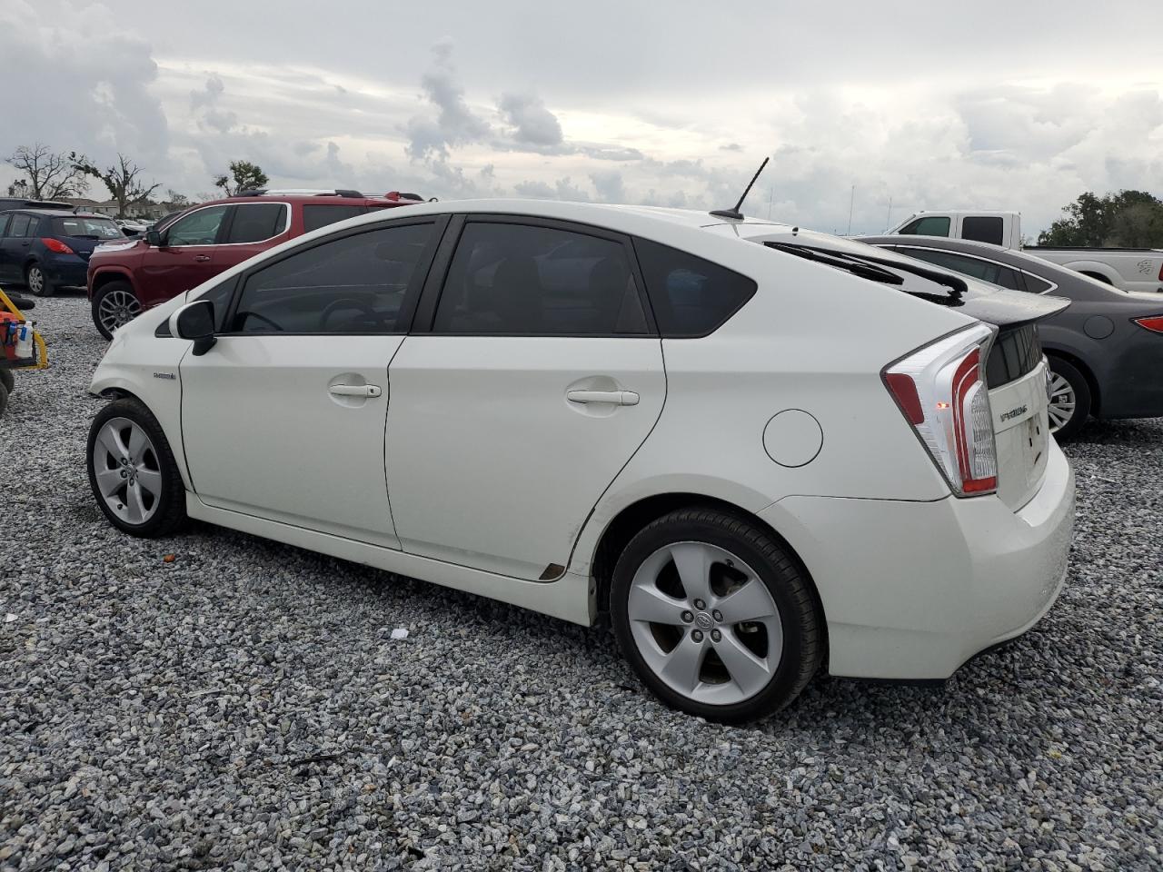 TOYOTA PRIUS
