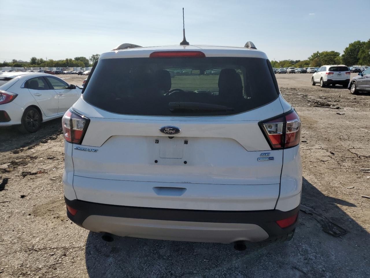 FORD ESCAPE SE