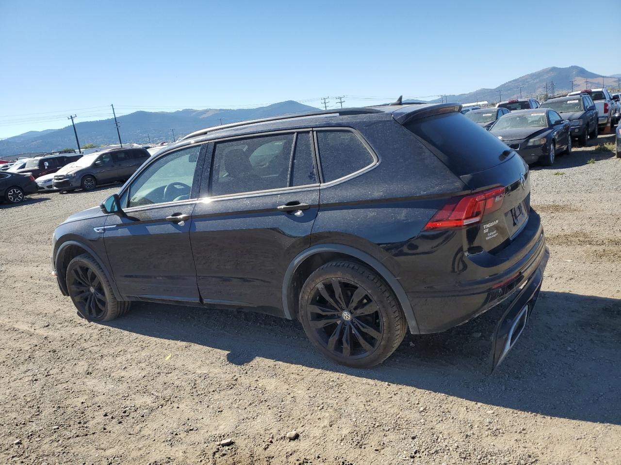 VOLKSWAGEN TIGUAN SE