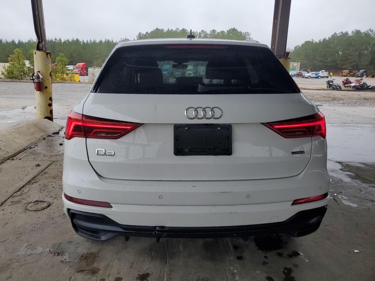 AUDI Q3 PREMIUM S LINE