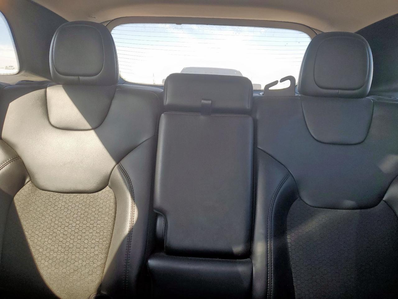 JEEP GRAND CHEROKEE LATITUDE PLUS