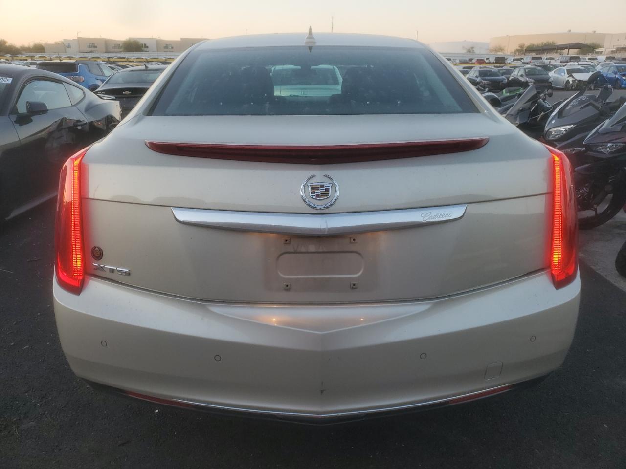 CADILLAC XTS