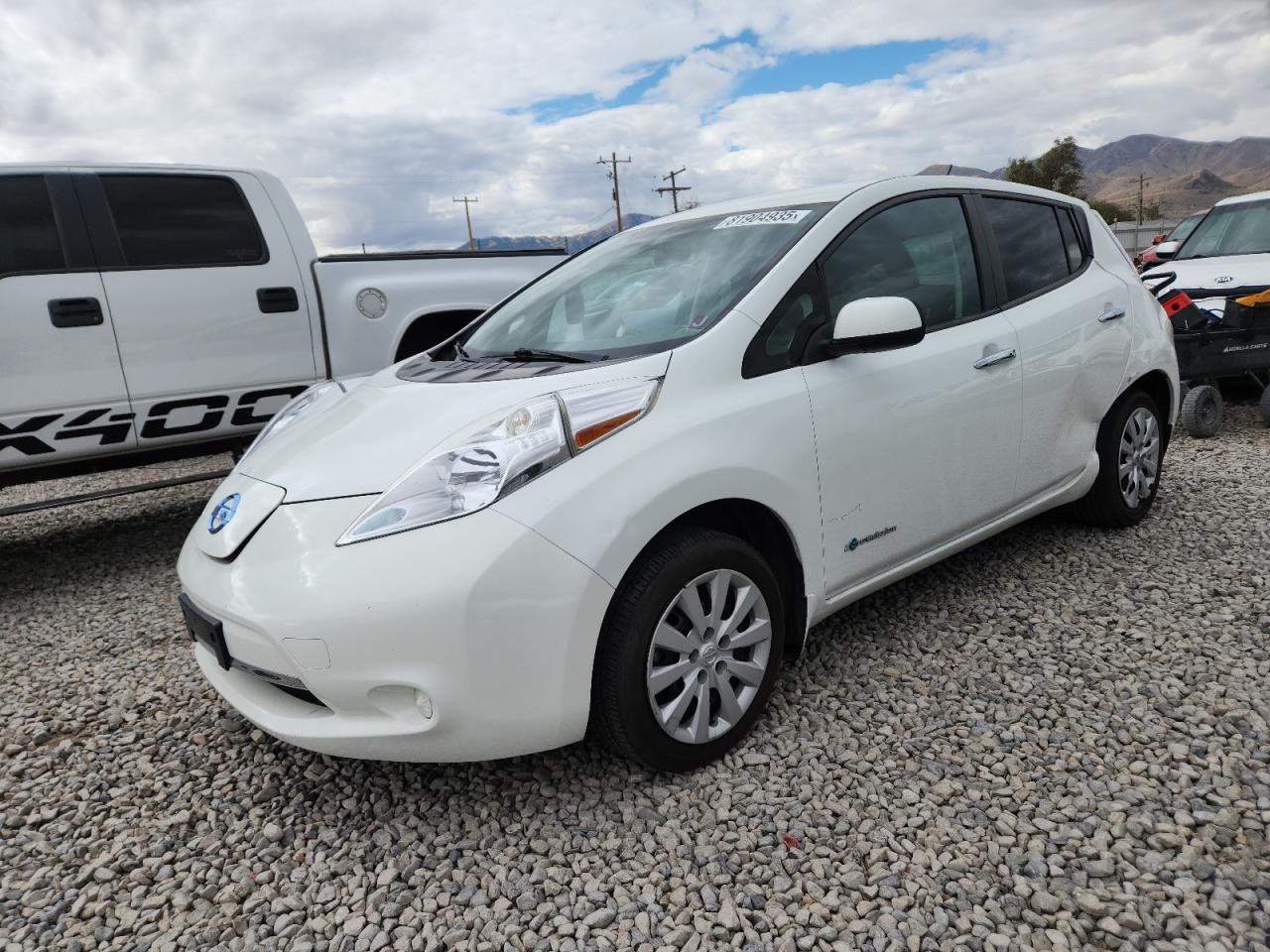 NISSAN LEAF S