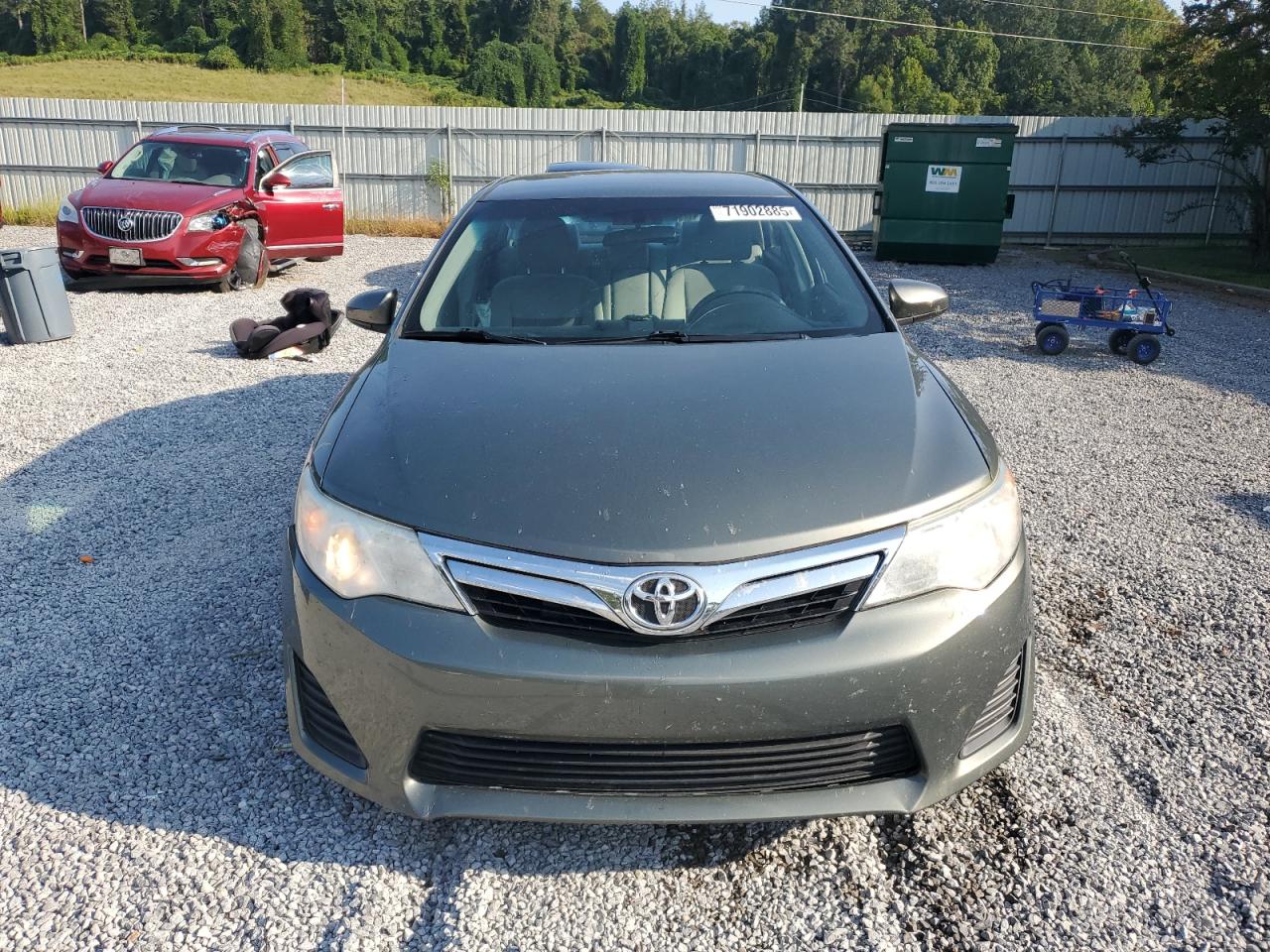 TOYOTA CAMRY BASE