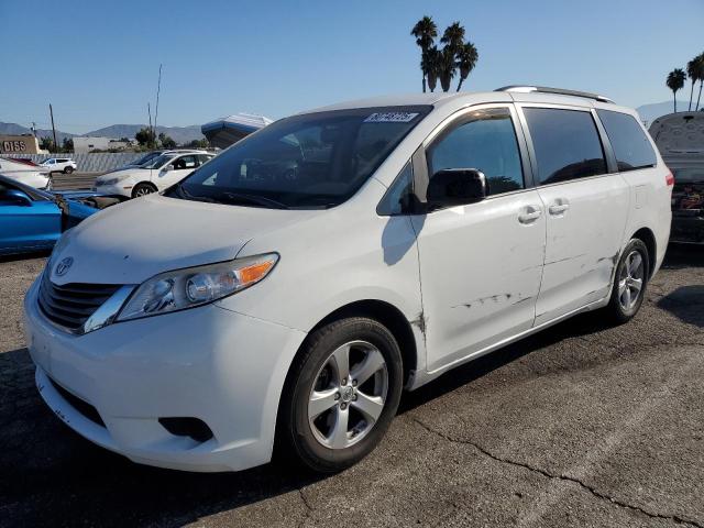 Global Auto Auctions: 2014 TOYOTA SIENNA LE