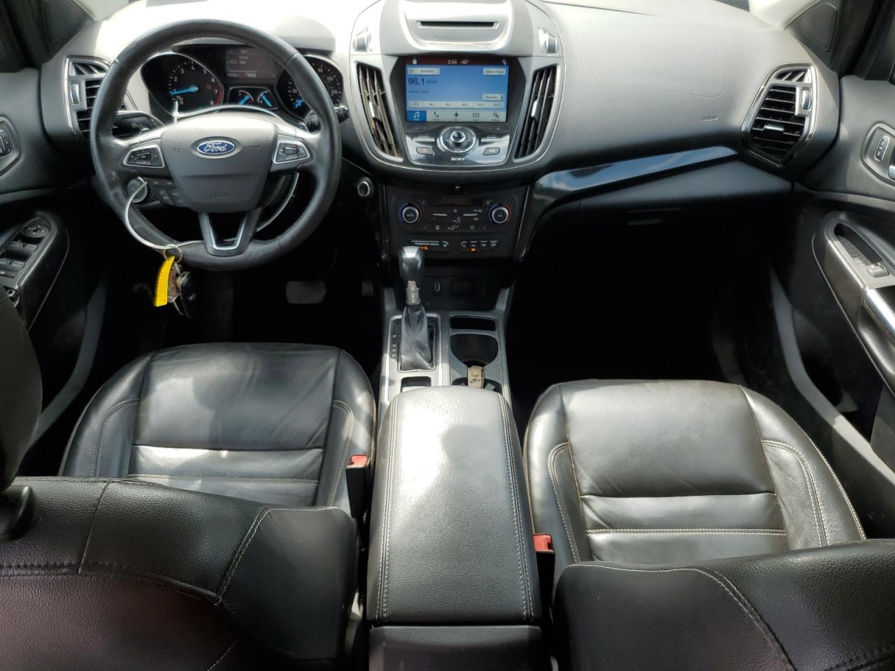 FORD ESCAPE TITANIUM