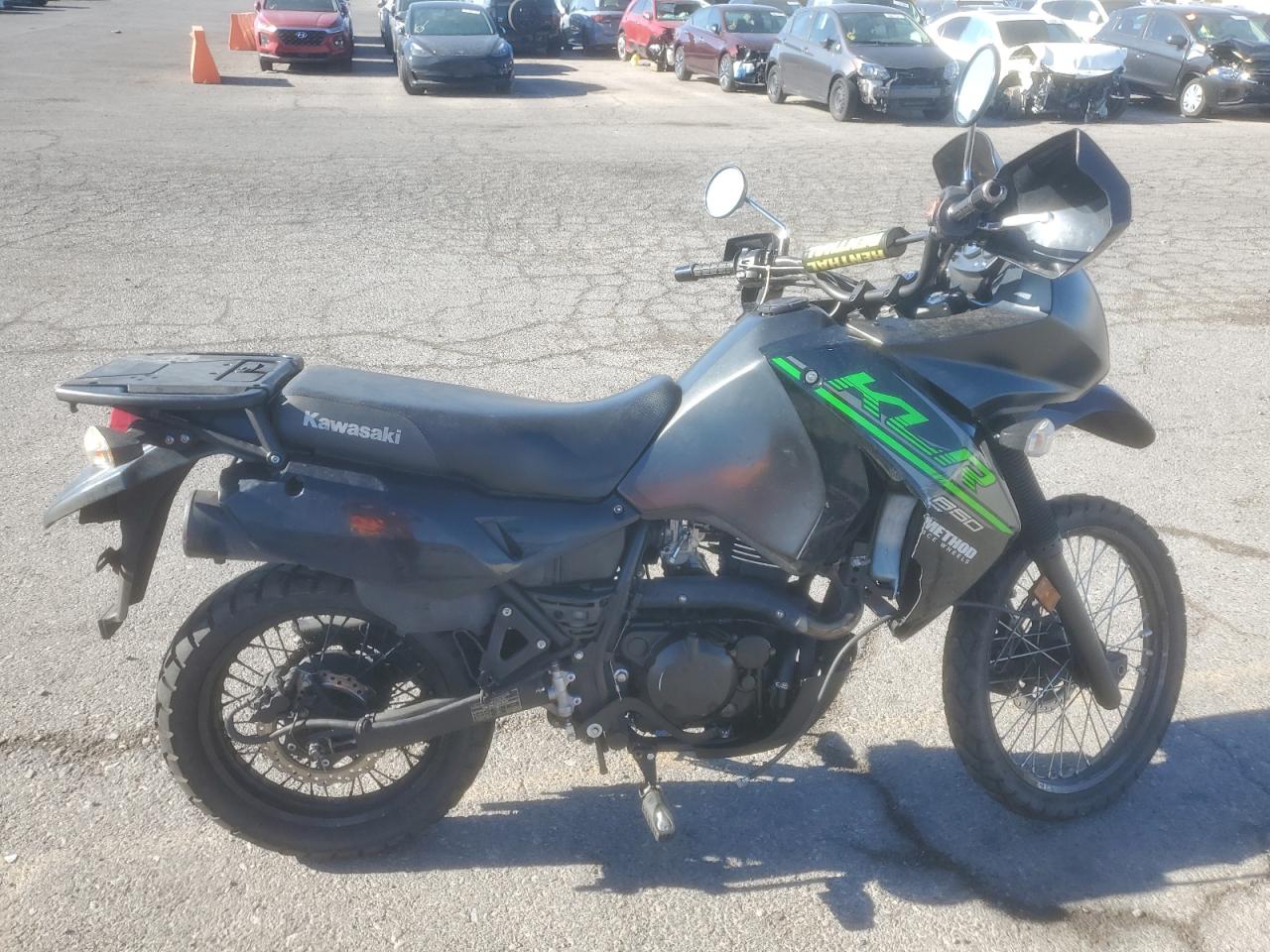  Salvage Kawasaki Enduro