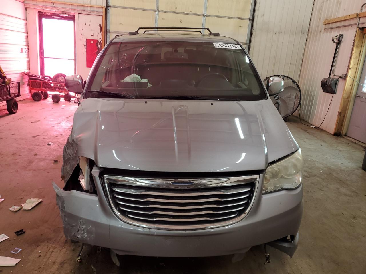 CHRYSLER TOWN & COUNTRY TOURING L