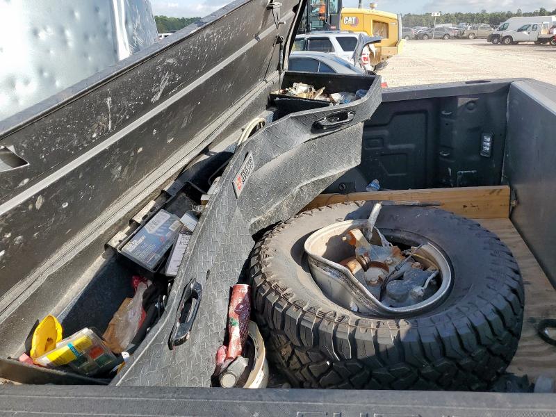 2025 CHEVROLET SILVERADO #3301878447