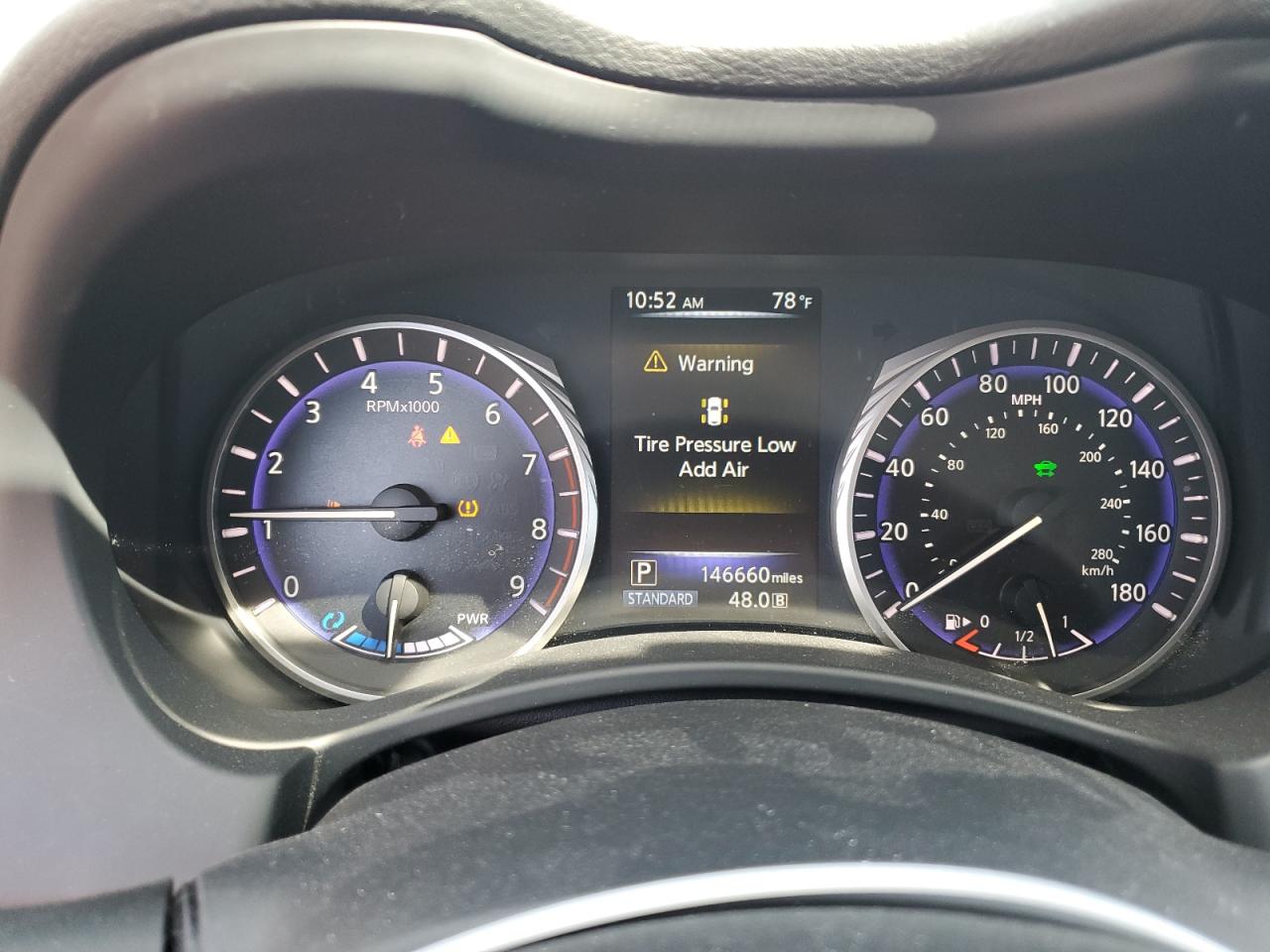 INFINITI Q50 HYBRID PREMIUM