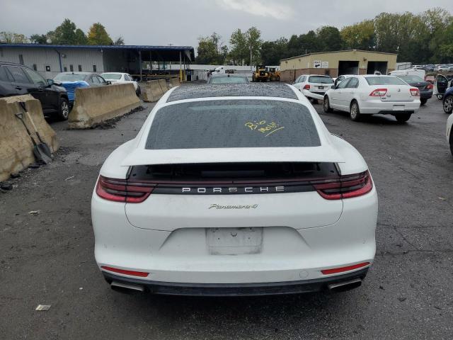 2018 PORSCHE PANAMERA 4 WP0AE2A77JL176363