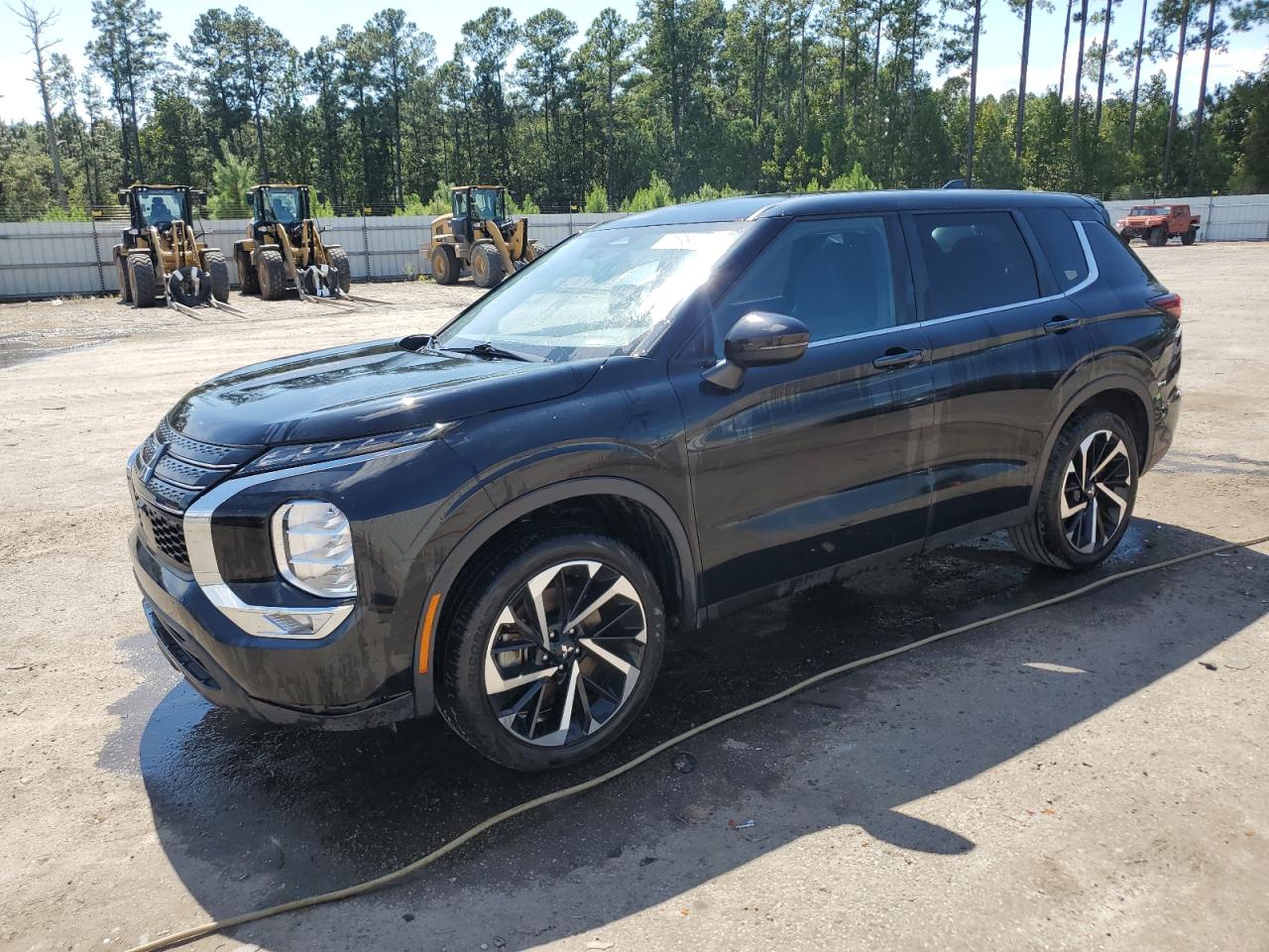 MITSUBISHI OUTLANDER ES