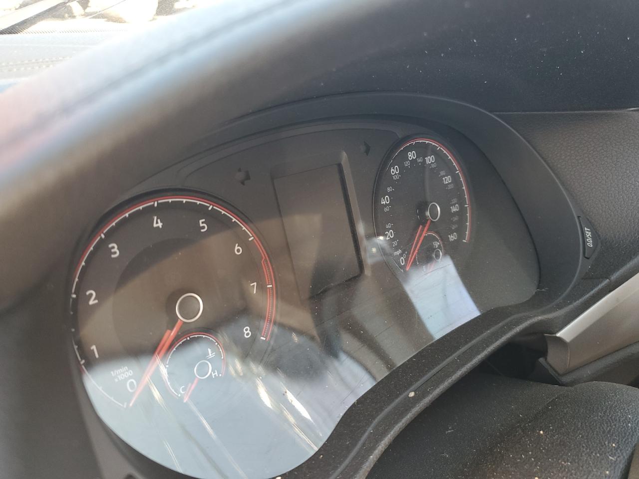 VOLKSWAGEN PASSAT SE