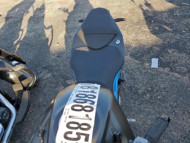 2024 SUZUKI GSX800 R JS1EM11B2R7100650