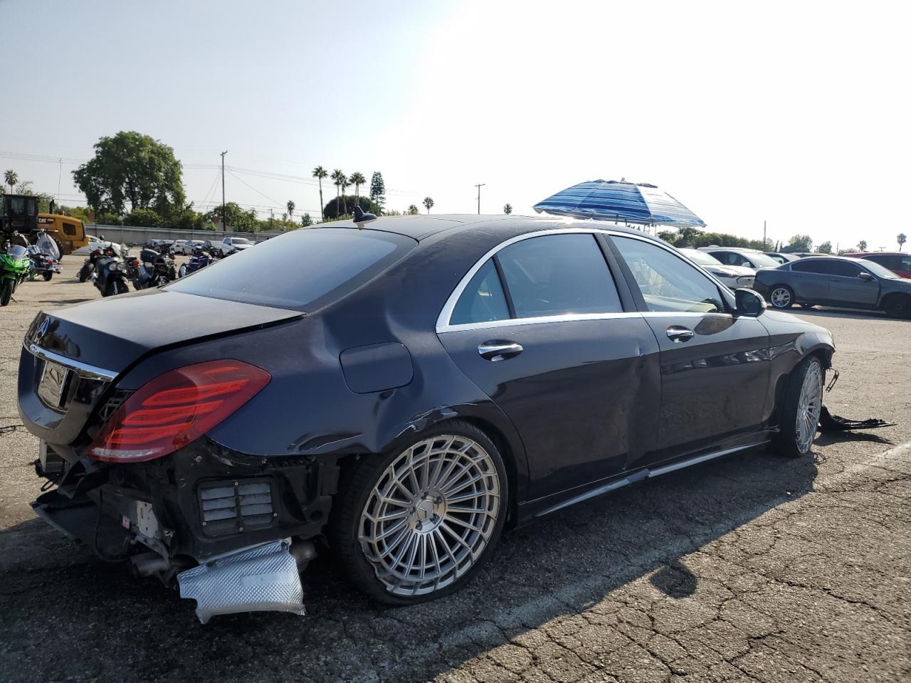 MERCEDES-BENZ S-CLASS 550