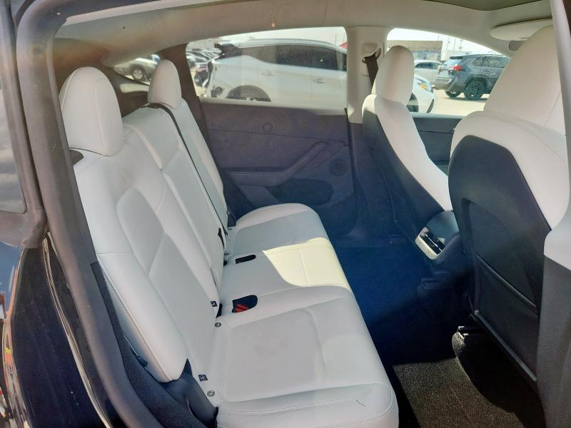 2024 TESLA MODEL Y 7SAYGDEF0RA317021