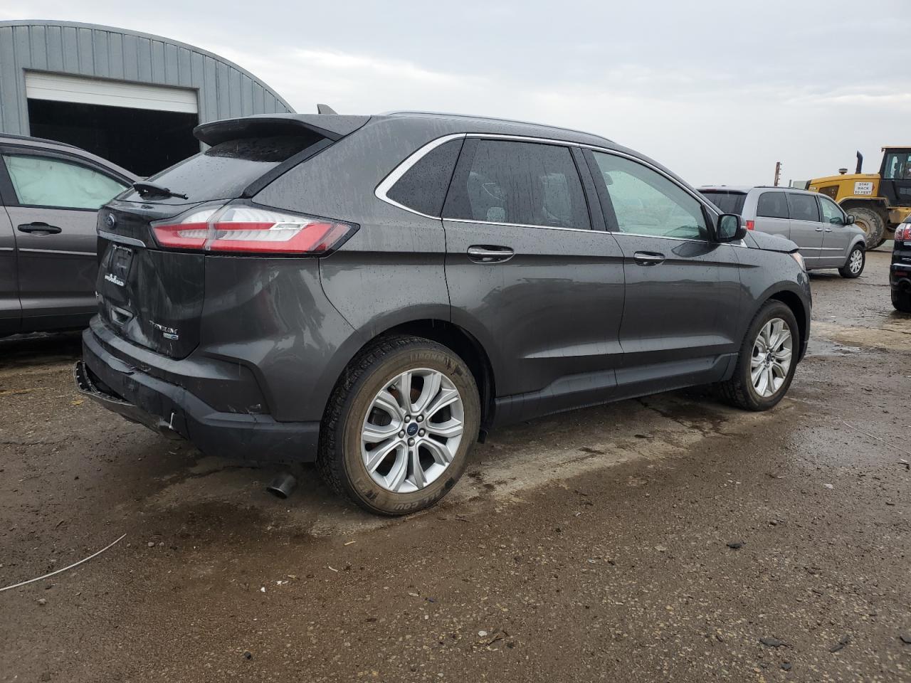 FORD EDGE TITANIUM