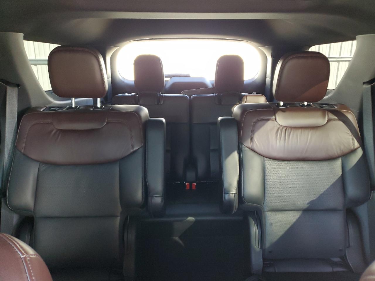 FORD EXPLORER PLATINUM