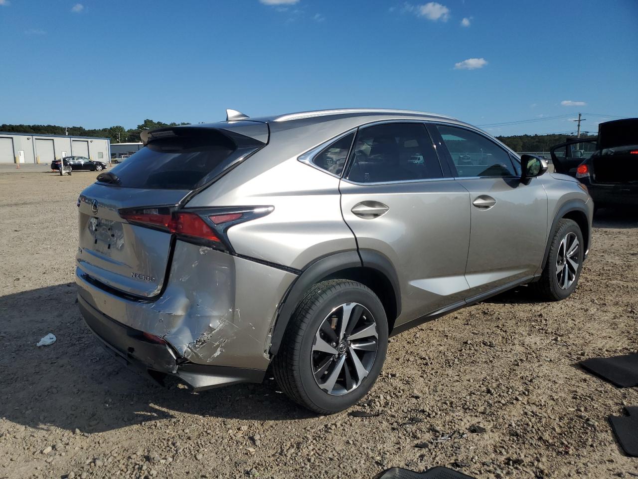 LEXUS NX 300 BASE