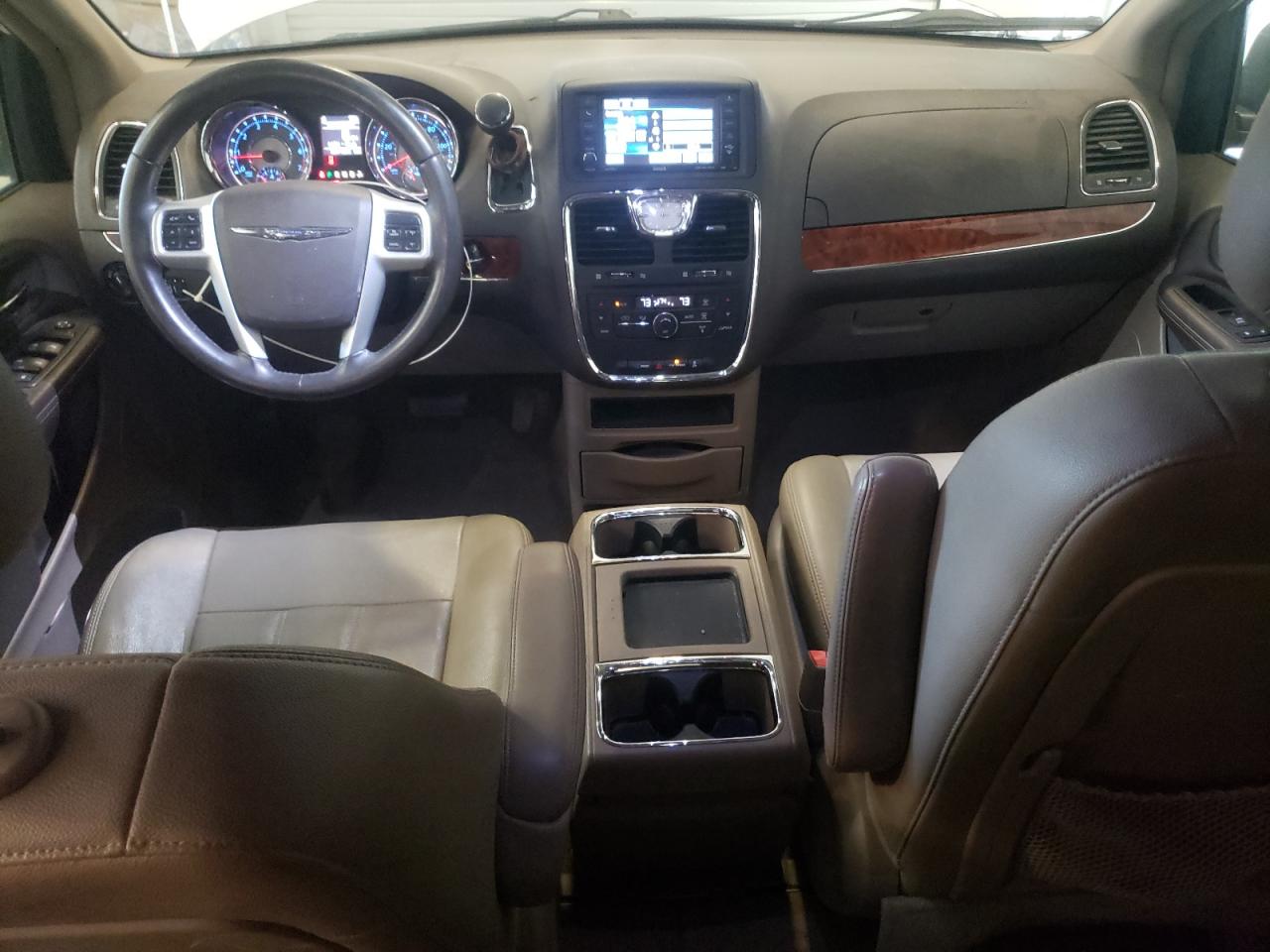 CHRYSLER TOWN & COUNTRY TOURING