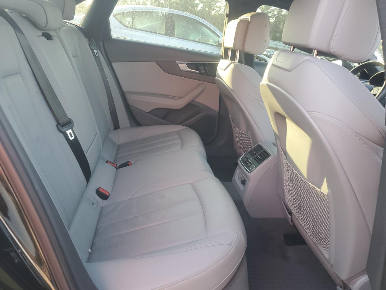 AUDI A4 PREMIUM PLUS