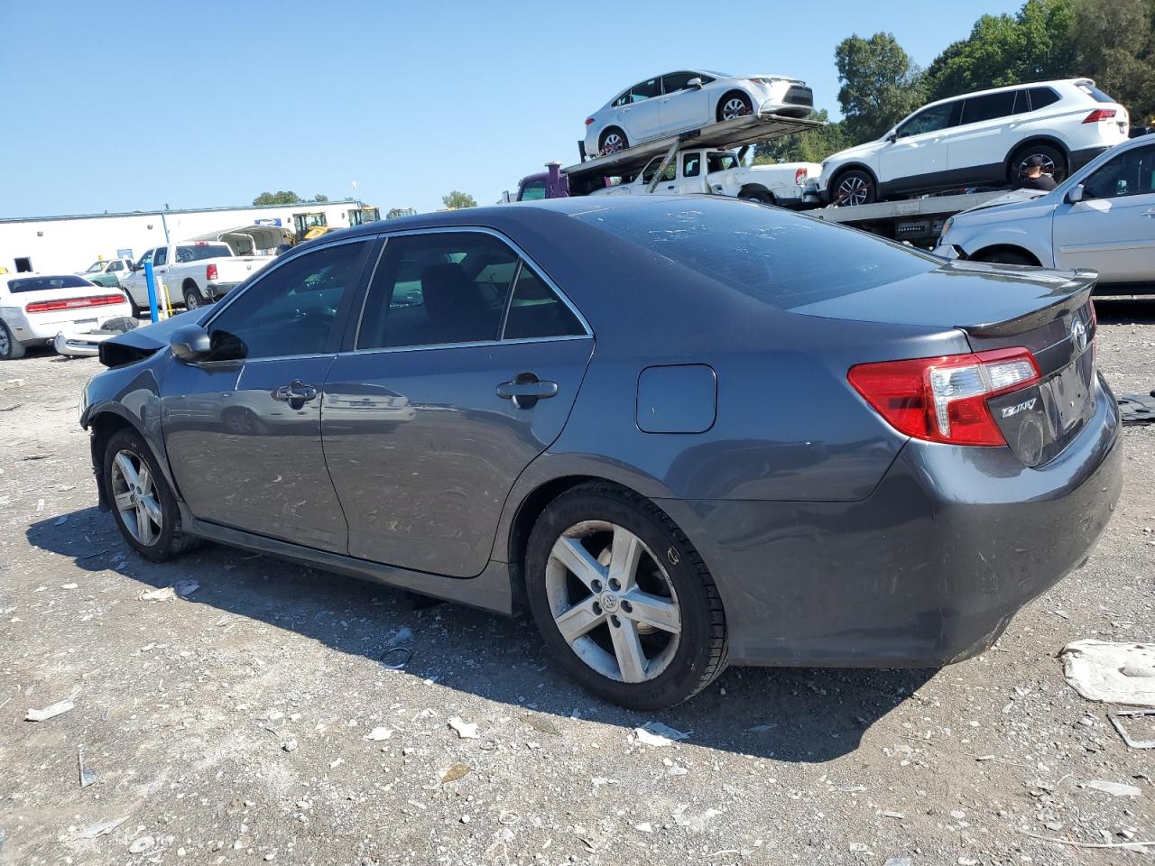 TOYOTA CAMRY L