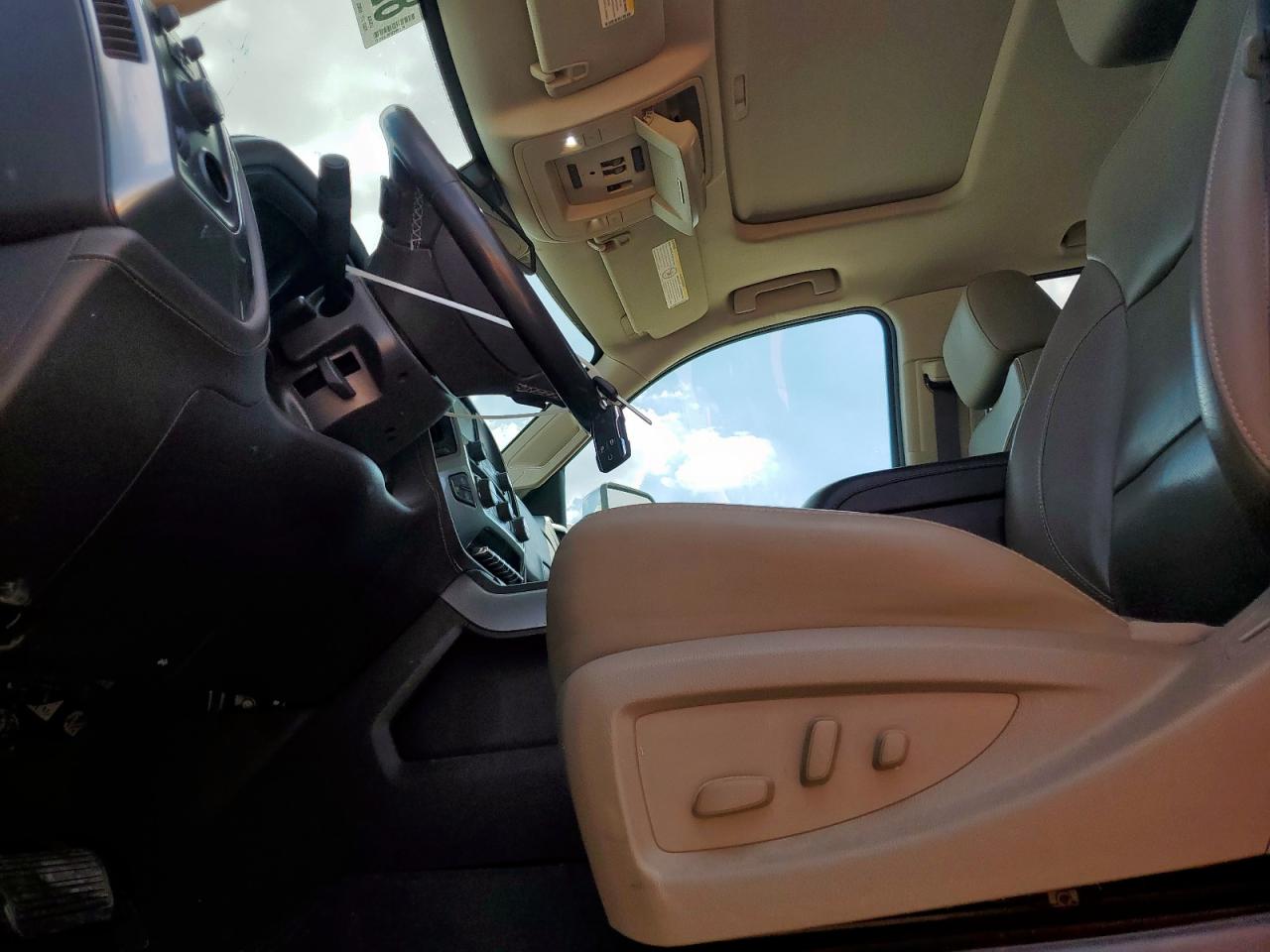 CHEVROLET SILVERADO K3500 LTZ