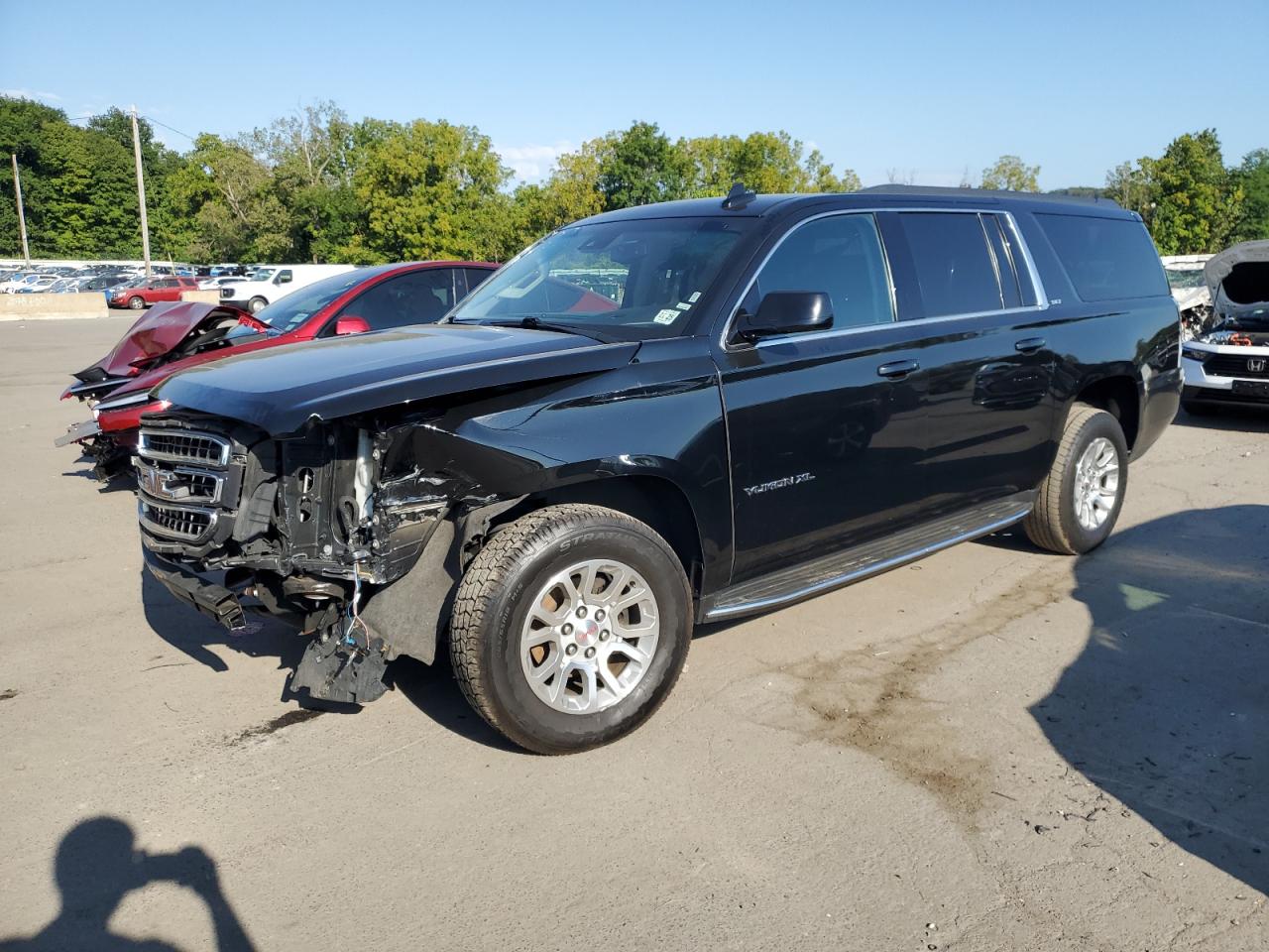 GMC YUKON K1500 SLT