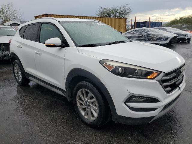 2017 HYUNDAI TUCSON LIM KM8J33A22HU396428