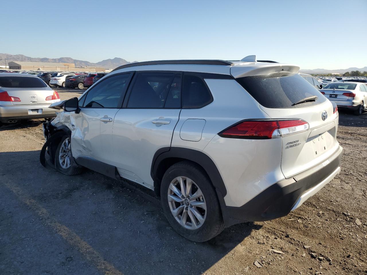 TOYOTA COROLLA CROSS LE