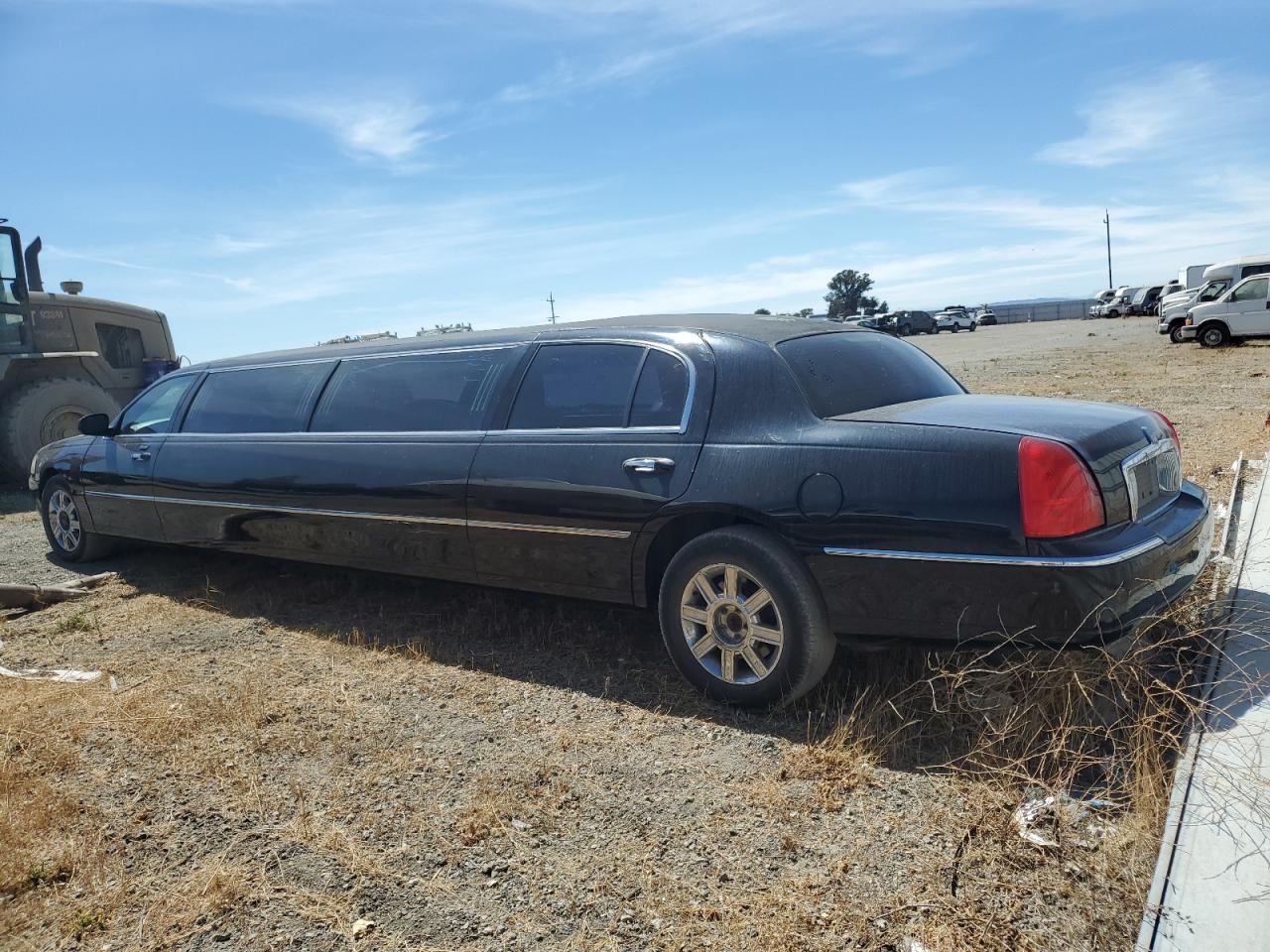 LINCOLN TOWN CAR EXECUTIVE
