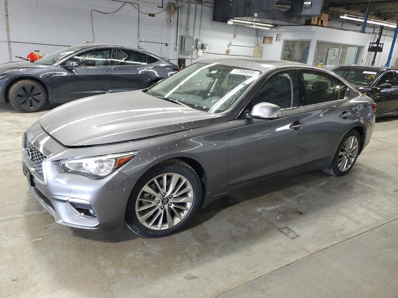 INFINITI Q50 LUXE