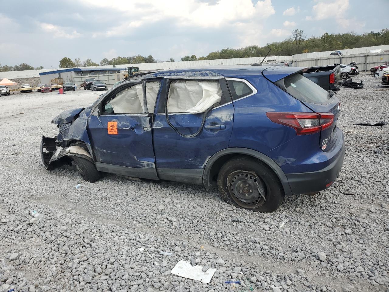 NISSAN ROGUE SPORT S