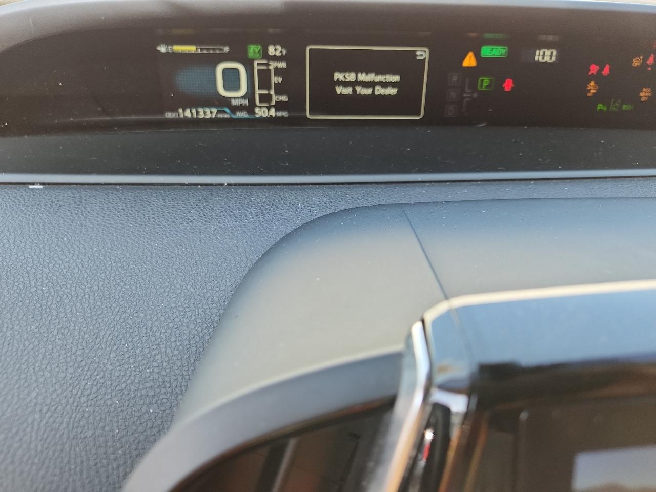 TOYOTA PRIUS PRIME LE