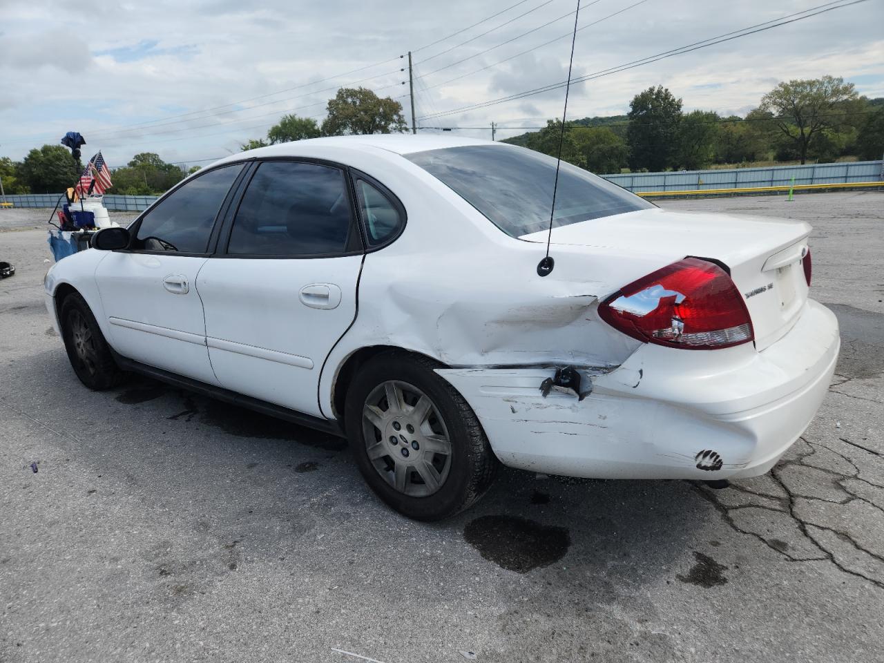 Lot #3291360134 2005 FORD TAURUS SE