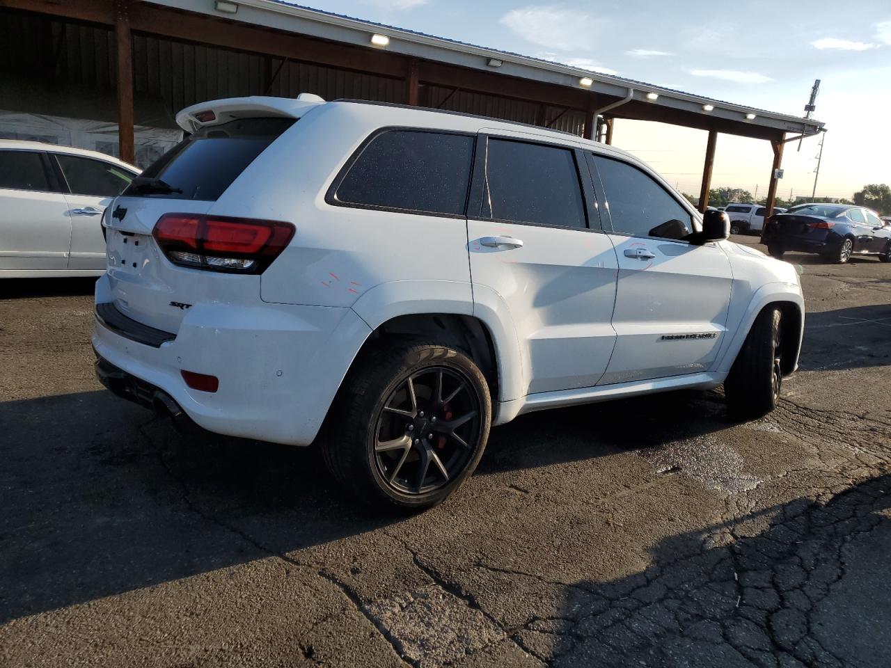 JEEP GRAND CHEROKEE SRT-8