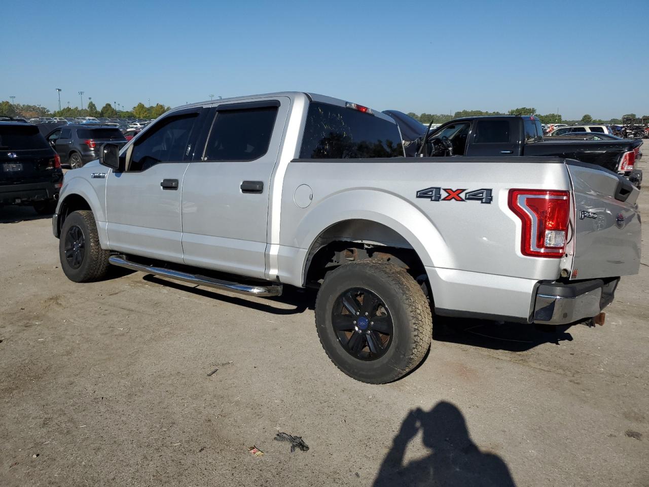 FORD F-150 SUPERCREW