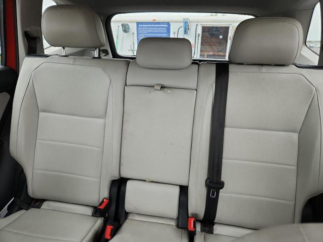 2018 VOLKSWAGEN TIGUAN SE 3VV3B7AX2JM007950