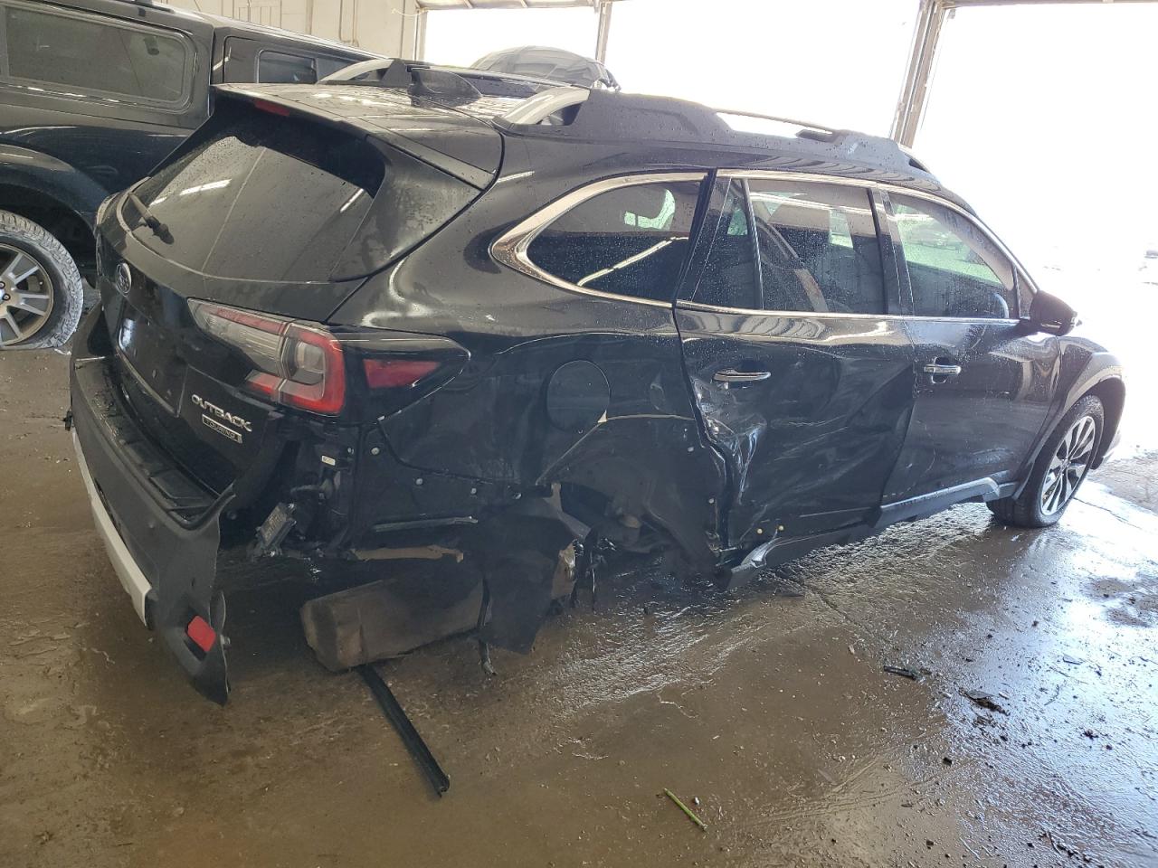 SUBARU OUTBACK TOURING