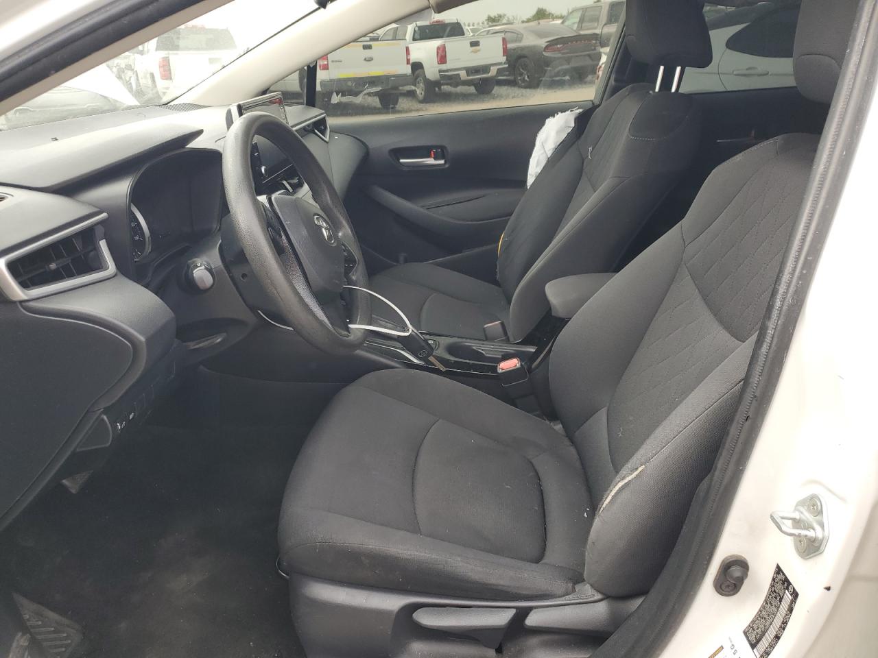 Lot #3317025075 2020 TOYOTA COROLLA LE