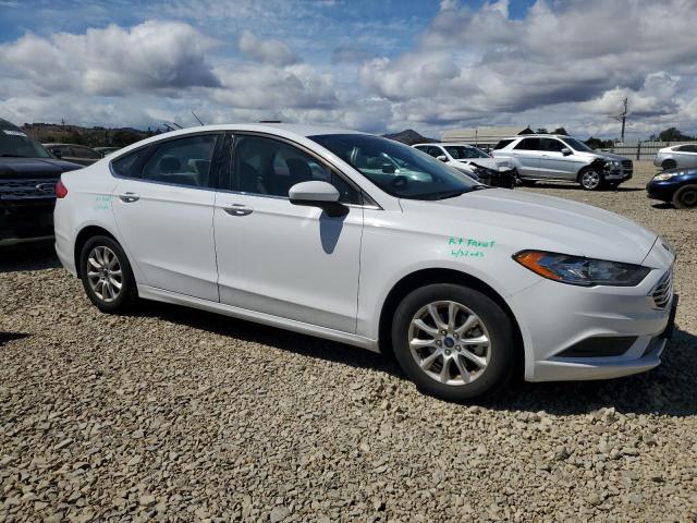 2018 FORD FUSION S 3FA6P0G76JR167933