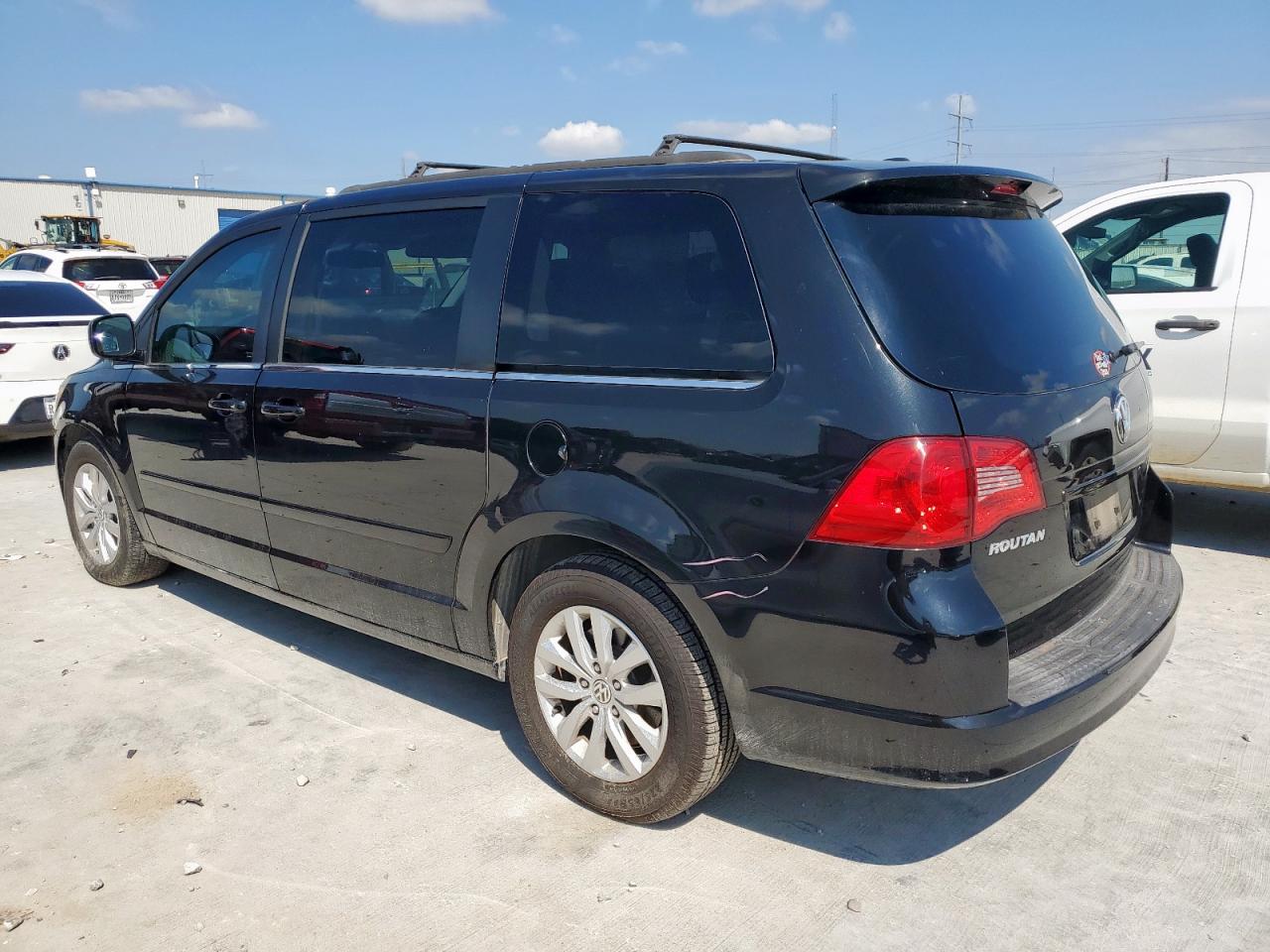 VOLKSWAGEN ROUTAN SE