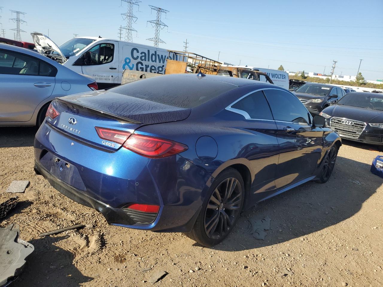 INFINITI Q60 RED SPORT 400