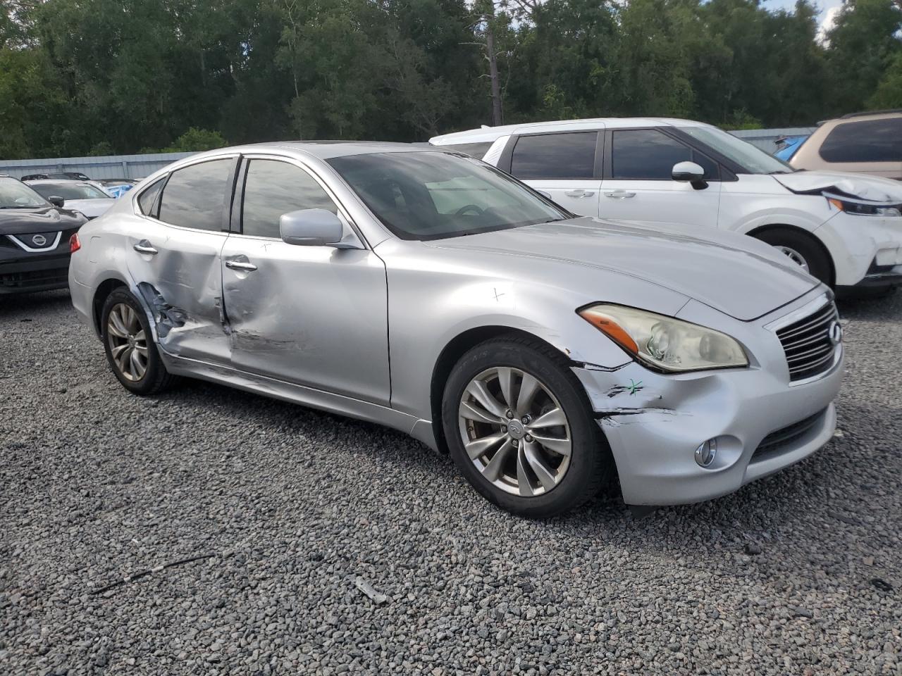 INFINITI M37