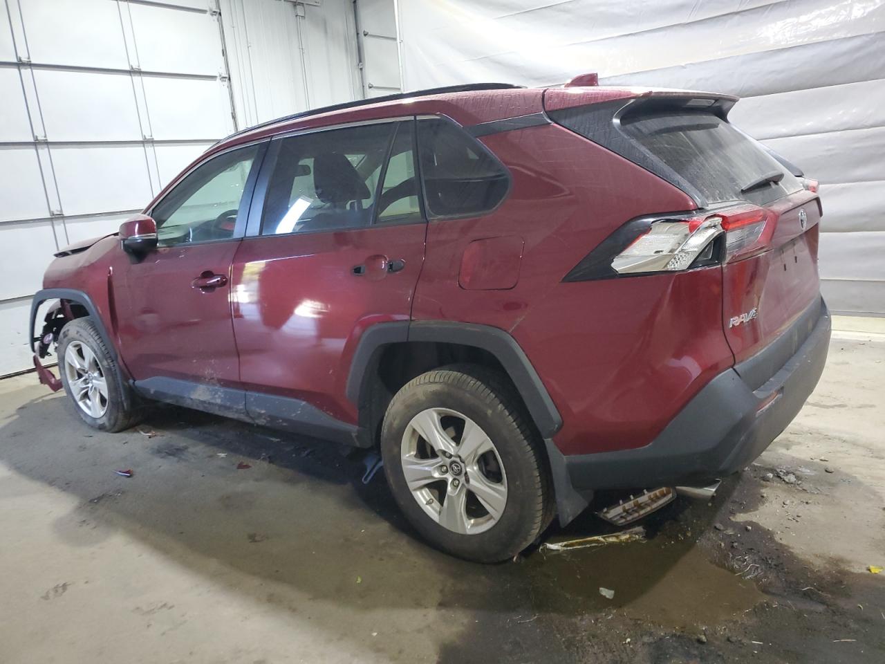 TOYOTA RAV4 XLE