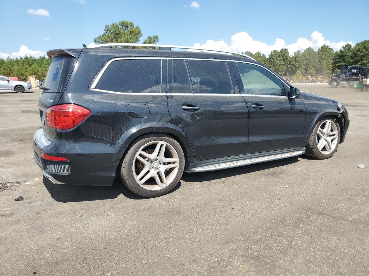 MERCEDES-BENZ GL-CLASS 550 4MATIC