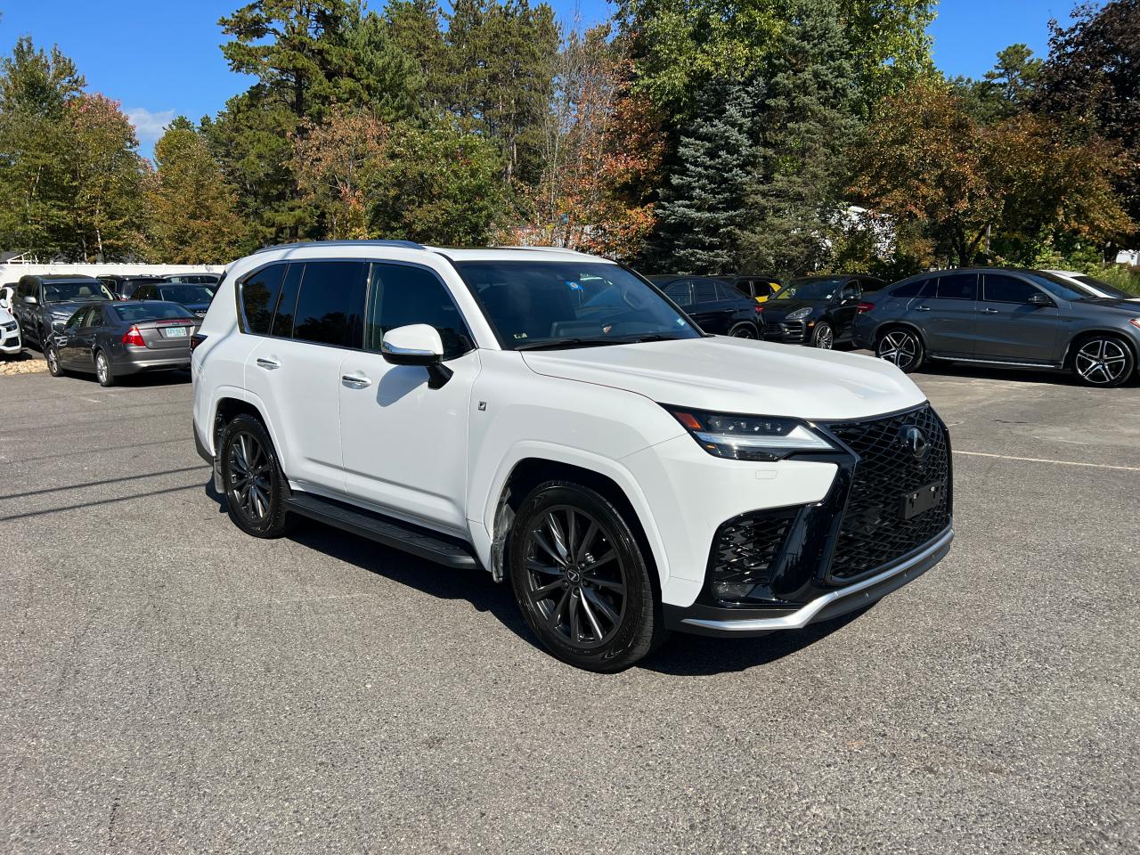 LEXUS LX 600 BASE